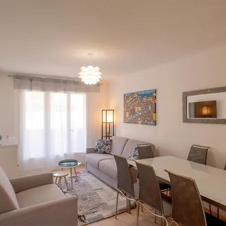 דירה 66b - Beautiful Flat 800m From The Sea With Private Parking קוליור