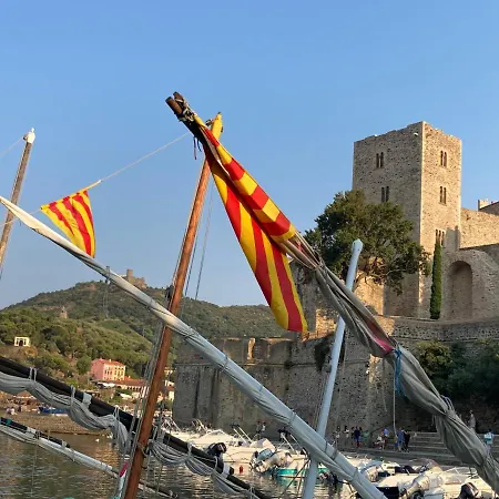 66b - Beautiful Flat 800m From The Sea With Private Parking דירה *