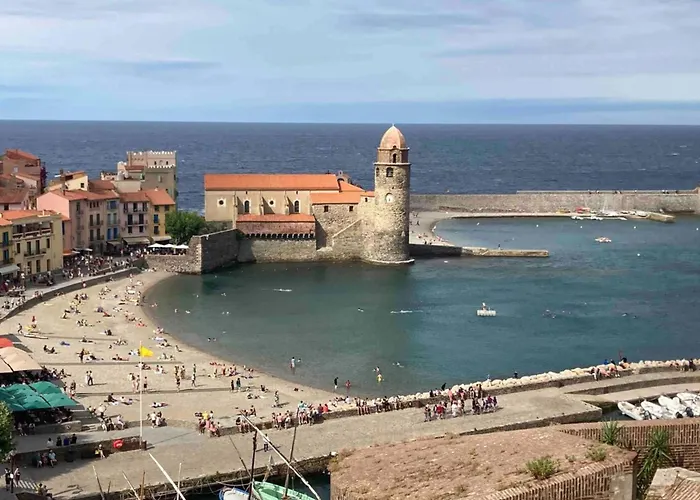 66b - Beautiful Flat 800m From The Sea With Private Parking Κολιούρ